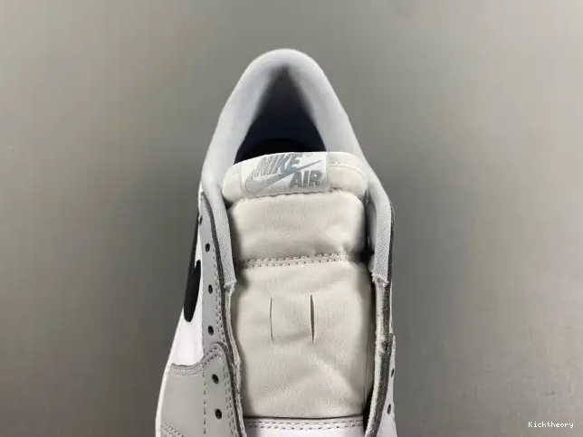 Kicktheory OG CZ0790-110 Barons 1 Air Low Jordan 0511